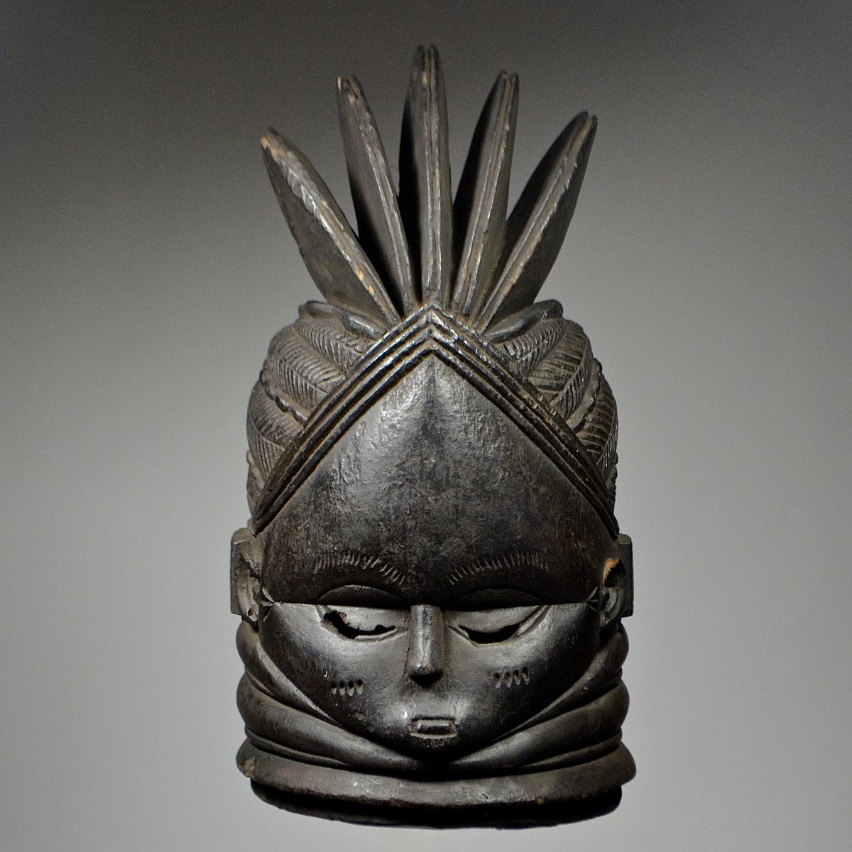 Bundu mask 81