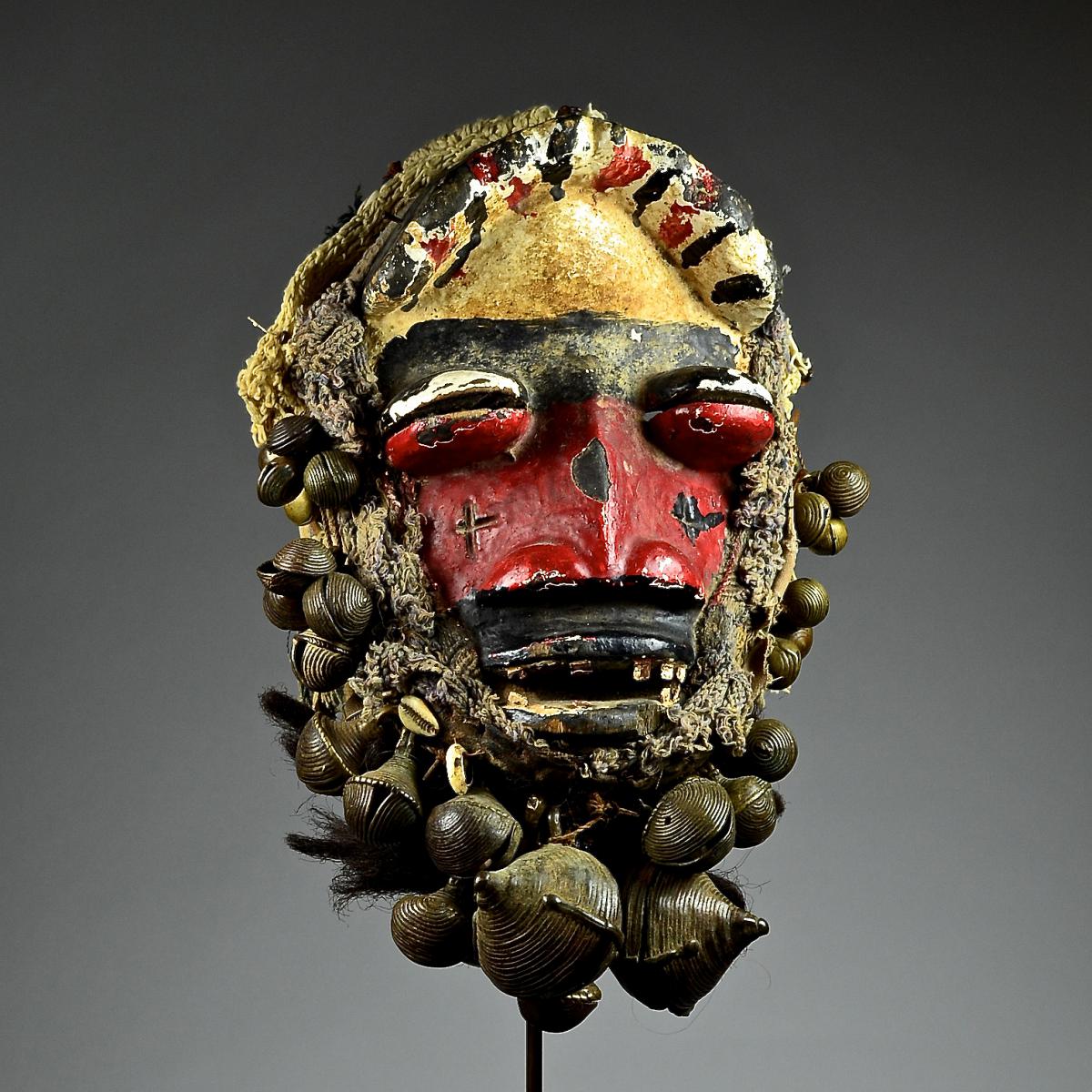 GUERE WE MASK