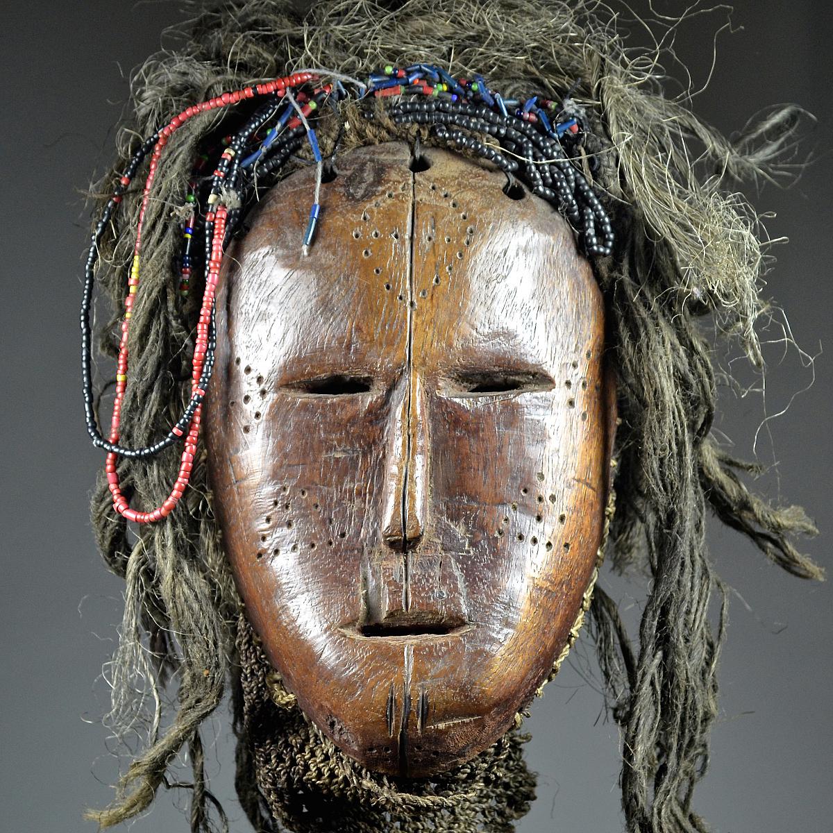 LUVALE / LUCHAZI LWENA MASK