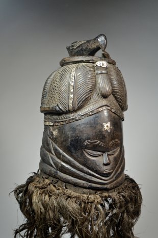 Sowei mask from the Sande society 3