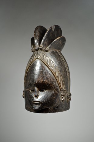 Bundu mask Sowei 11