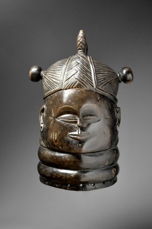 Bundu Sowei Mask, Sande Society