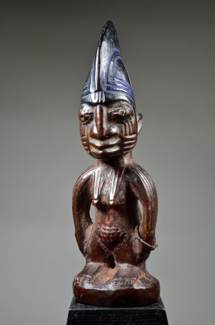 YORUBA IBEJI TWIN FIGURE