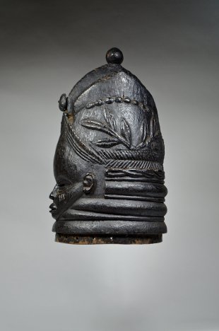 Sowei mask from the Sande society 3.0